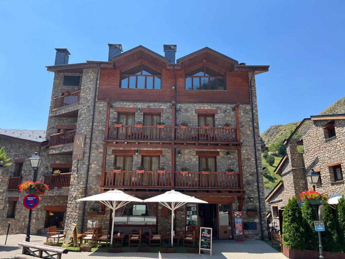 Wuau! Hotel Segle XX Рансоль Экстерьер фото