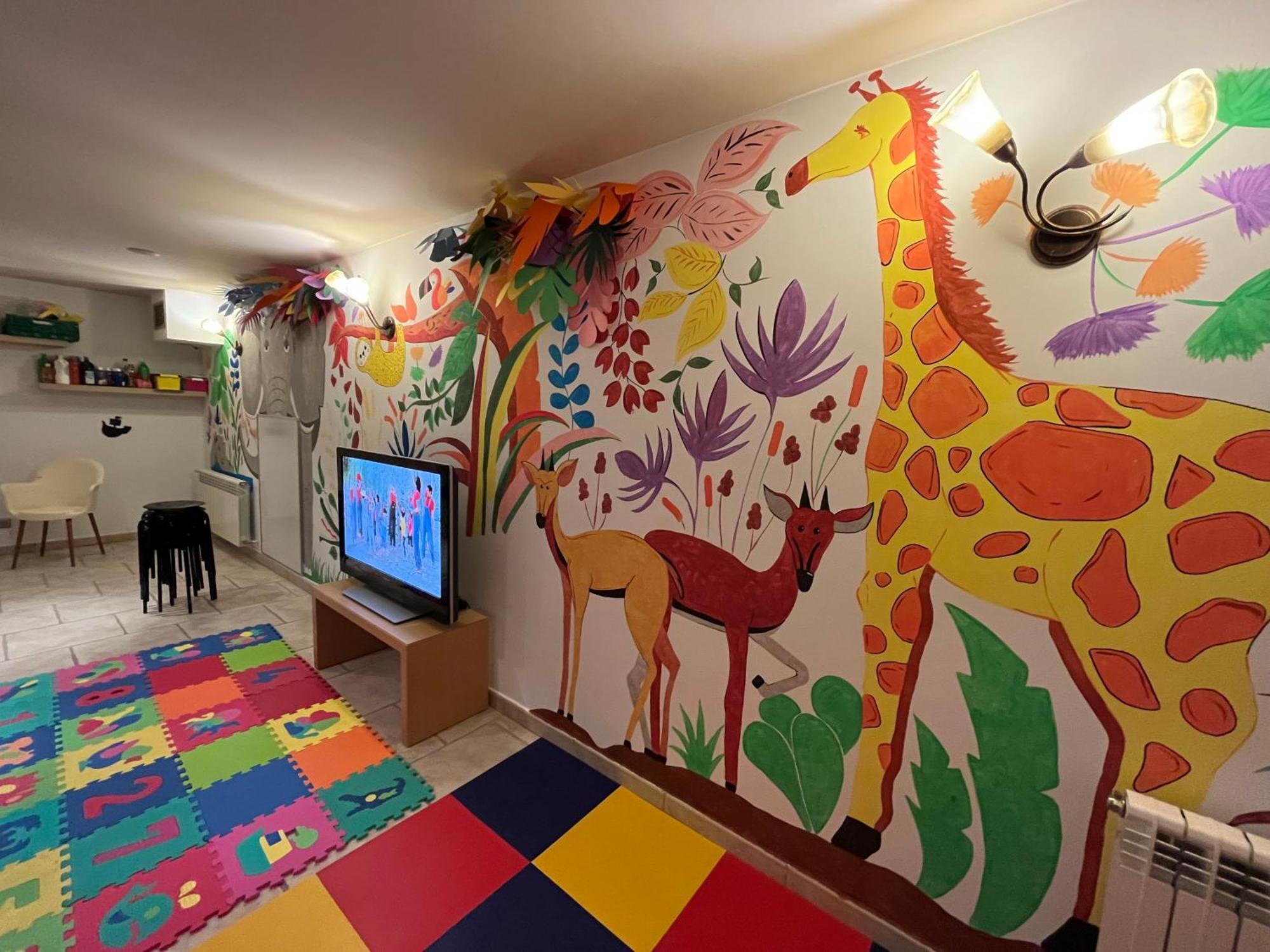 Wuau! Hotel Segle XX Рансоль Экстерьер фото