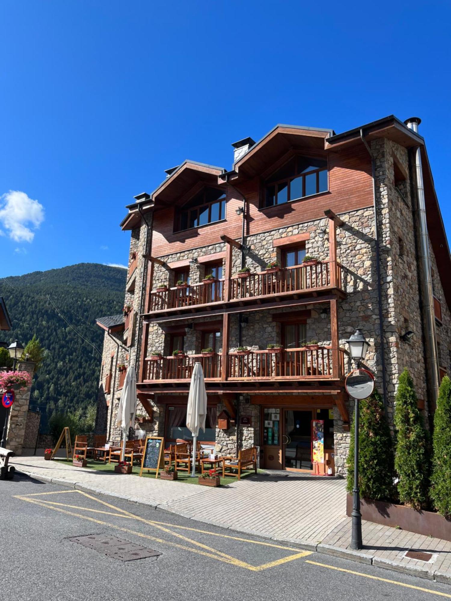 Wuau! Hotel Segle XX Рансоль Экстерьер фото